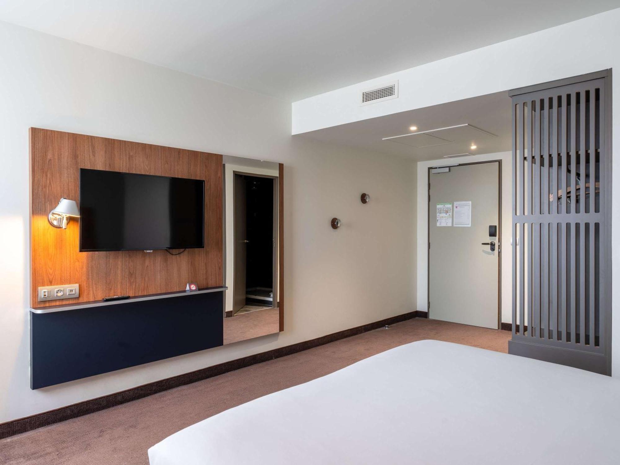 Ibis Rouen Centre Rive Gauche Mermoz Exterior foto