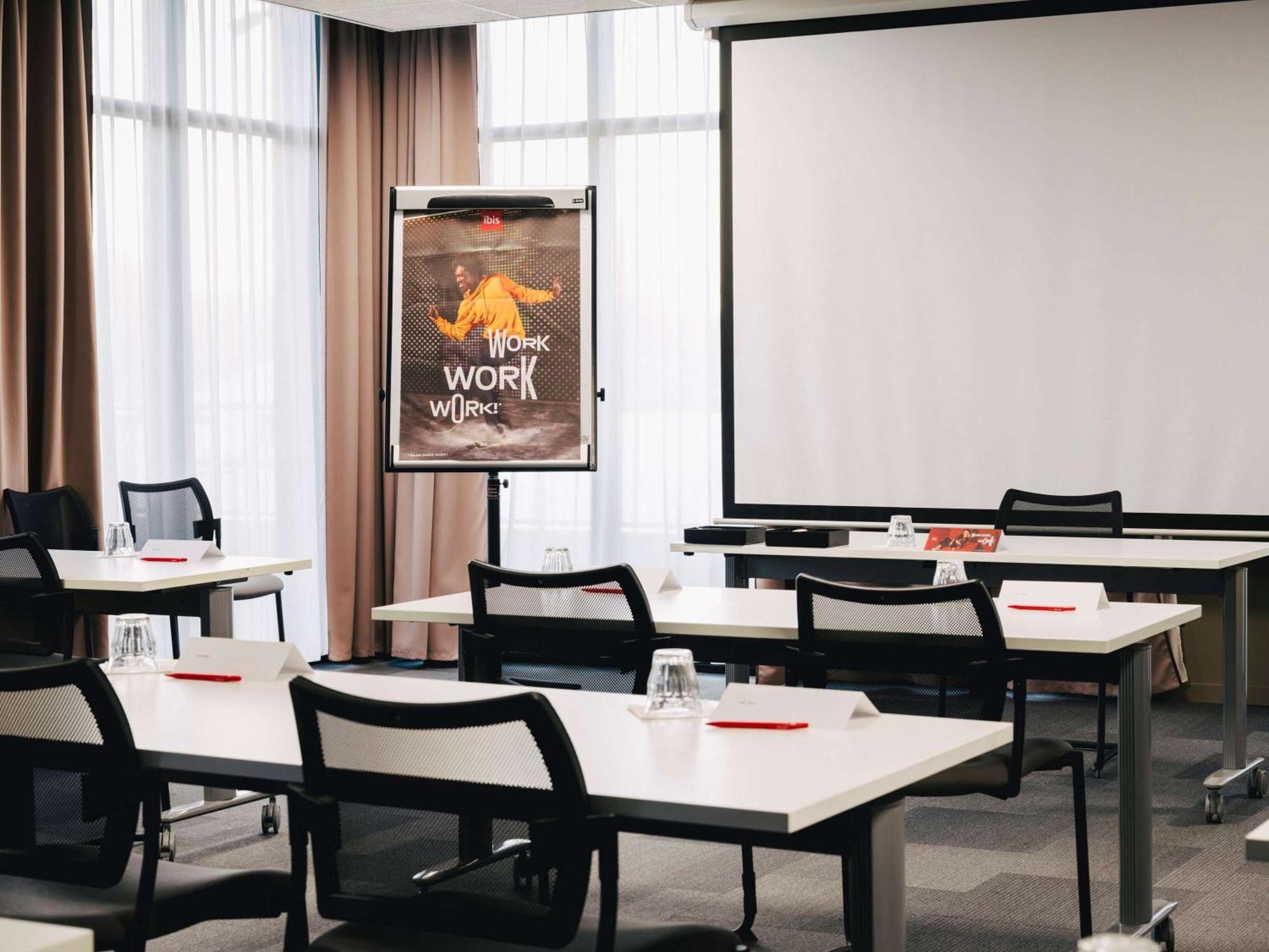 Ibis Rouen Centre Rive Gauche Mermoz Exterior foto